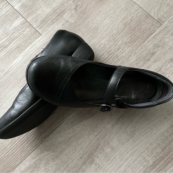 Authentic Dansko Mary Jane shoe Size 35 - Picture 4 of 4